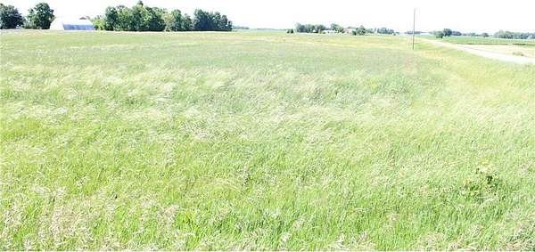26 Acres of Agricultural & Residential Land for Sale in Hale Township, Minnesota