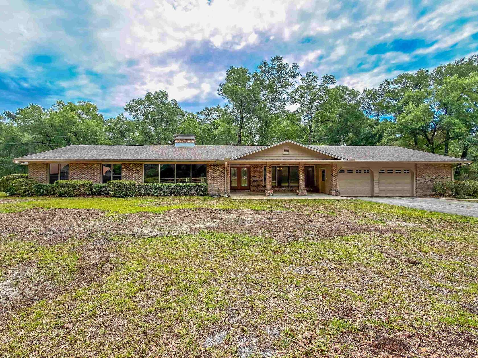7 Acres of Land with Home for Sale in Havana, Florida