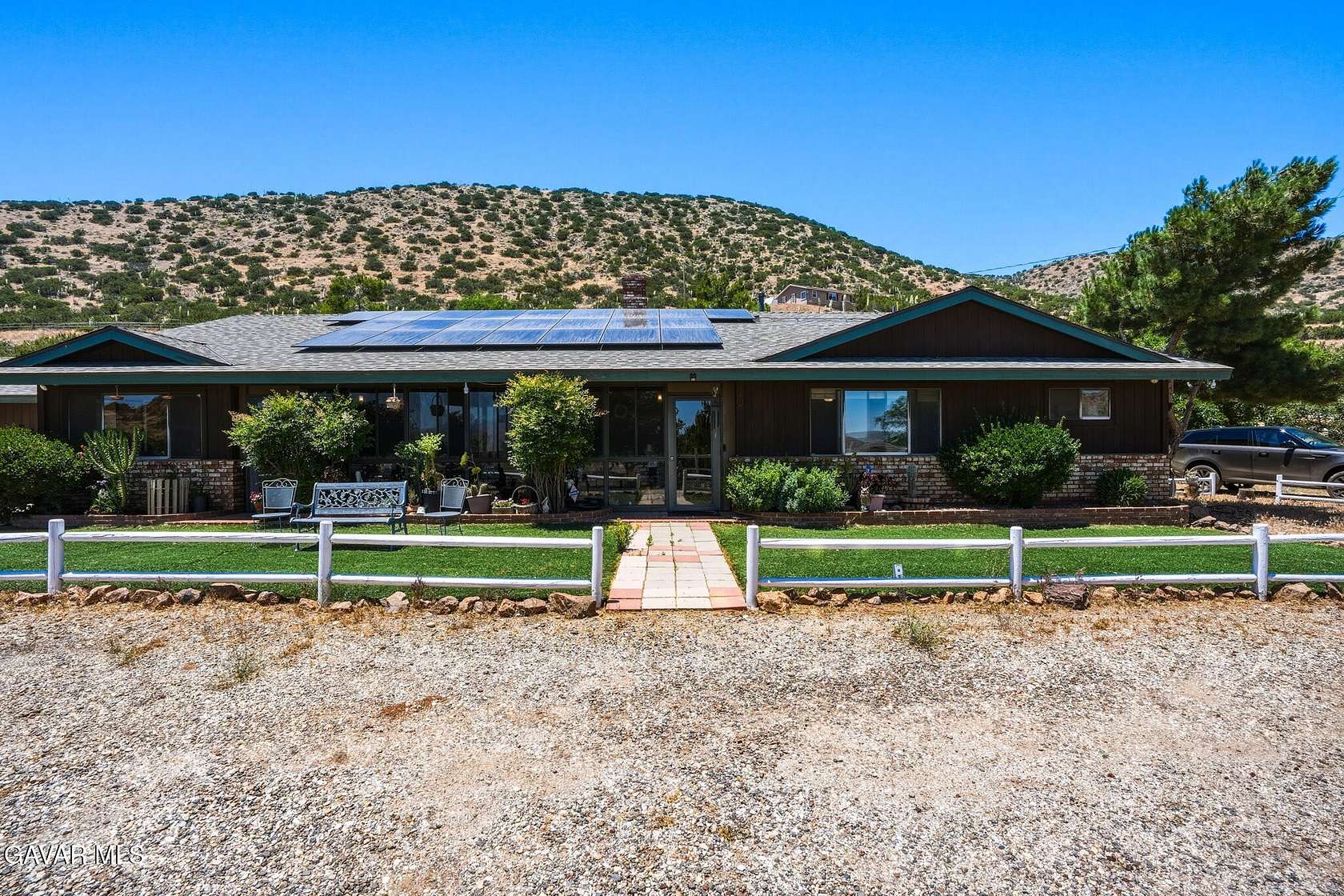 26.5 Acres of Land with Home for Sale in Acton, California