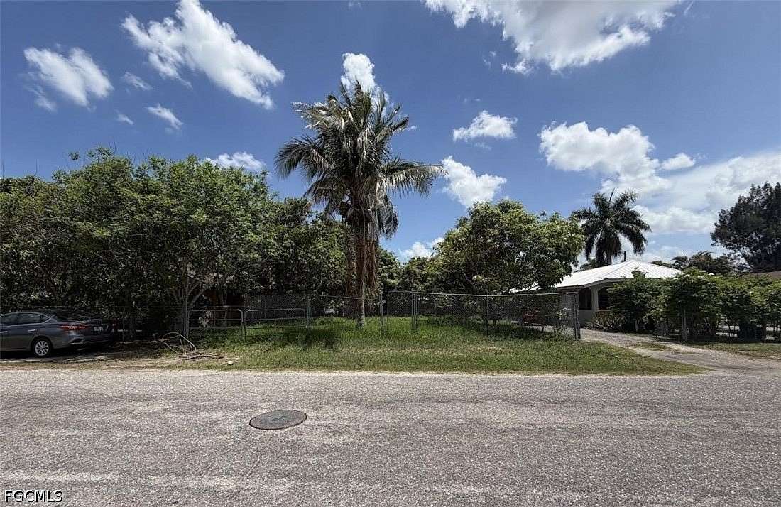 0.13 Acres of Residential Land for Sale in Clewiston, Florida