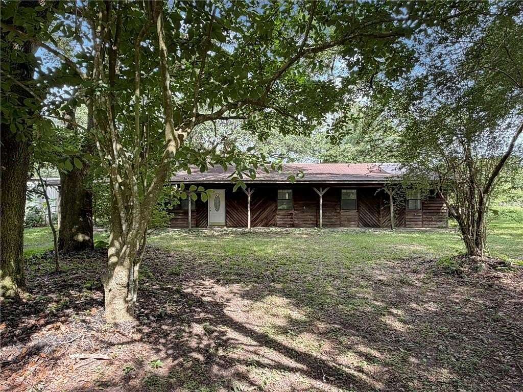 5 Acres of Land with Home for Sale in Theodore, Alabama