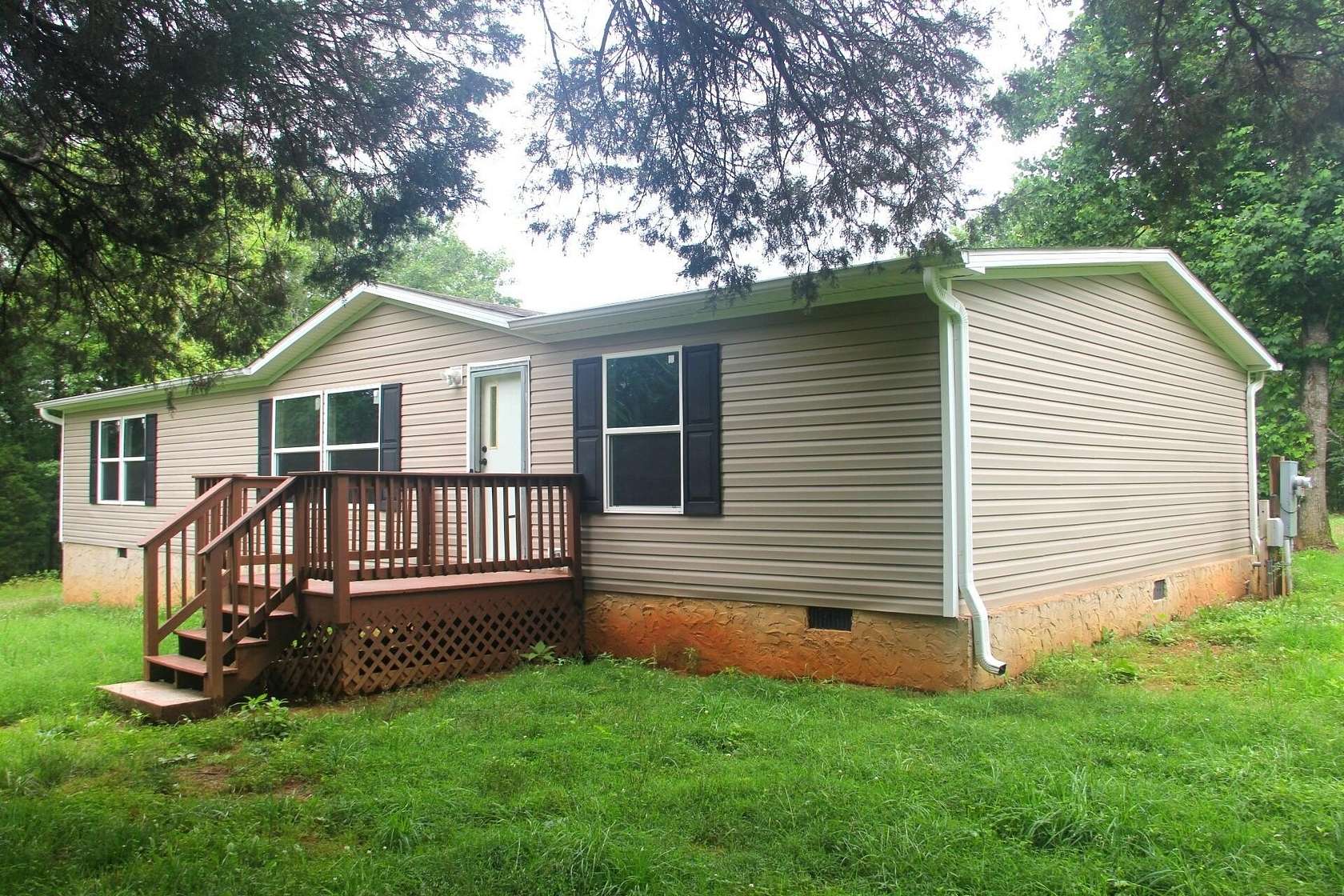 10.2 Acres of Land with Home for Sale in Soddy-Daisy, Tennessee
