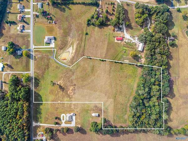 16 Acres of Land for Sale in Athens, Alabama