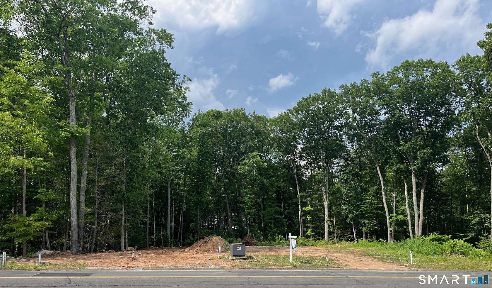 3.22 Acres of Residential Land for Sale in Avon, Connecticut