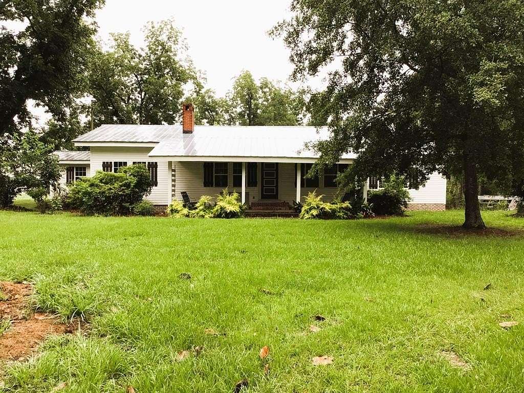 21 Acres of Recreational Land with Home for Sale in Barwick, Georgia