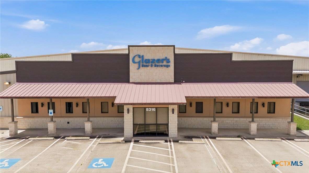 11 Acres of Improved Land for Sale in Victoria, Texas