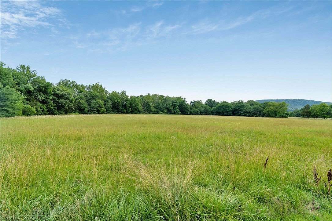 11.1 Acres of Land for Sale in Prairie Grove, Arkansas