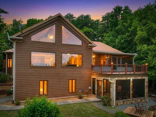 6 Acres of Land with Home for Sale in Ellijay, Georgia