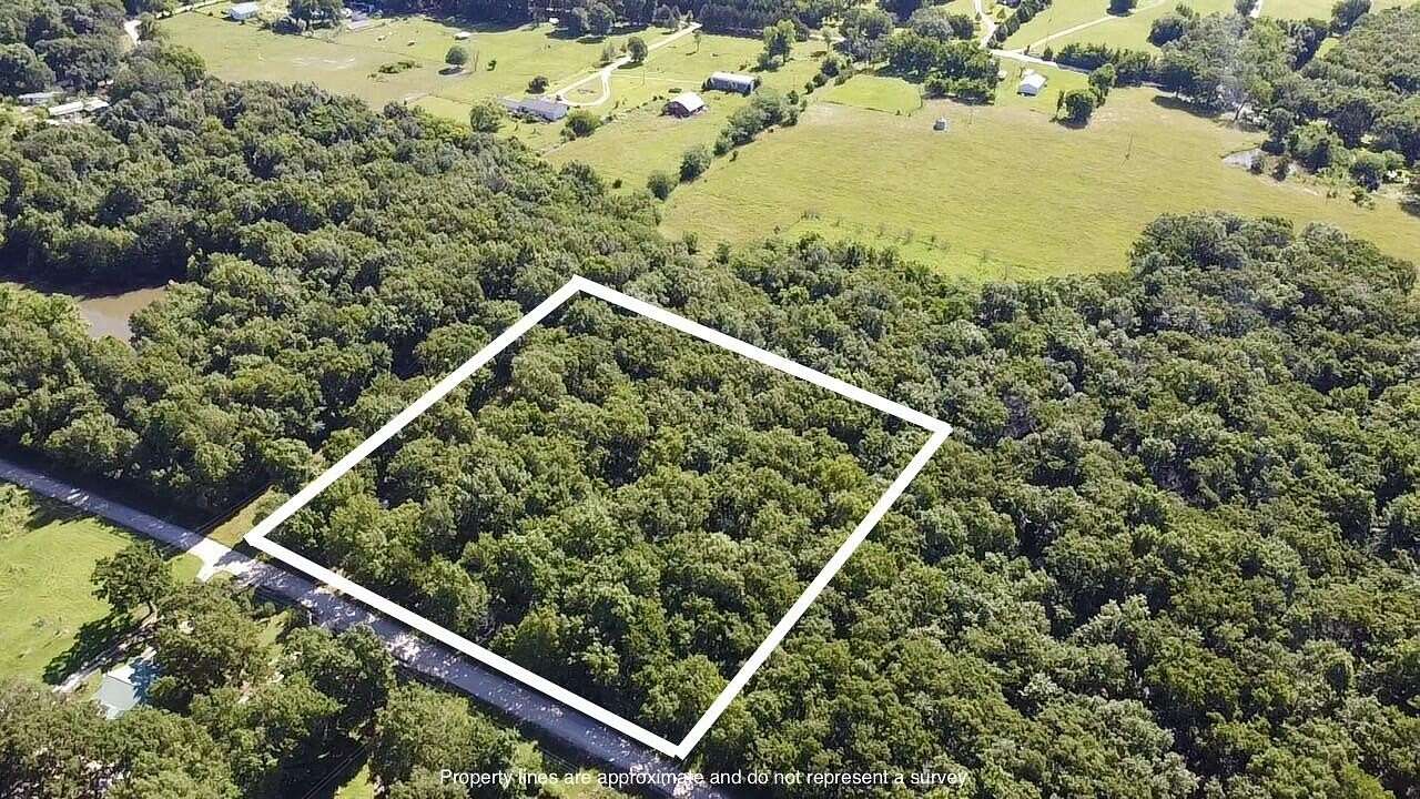 1 Acre of Residential Land for Sale in Clinton, Missouri