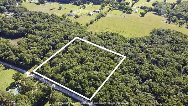 1 Acre of Residential Land for Sale in Clinton, Missouri