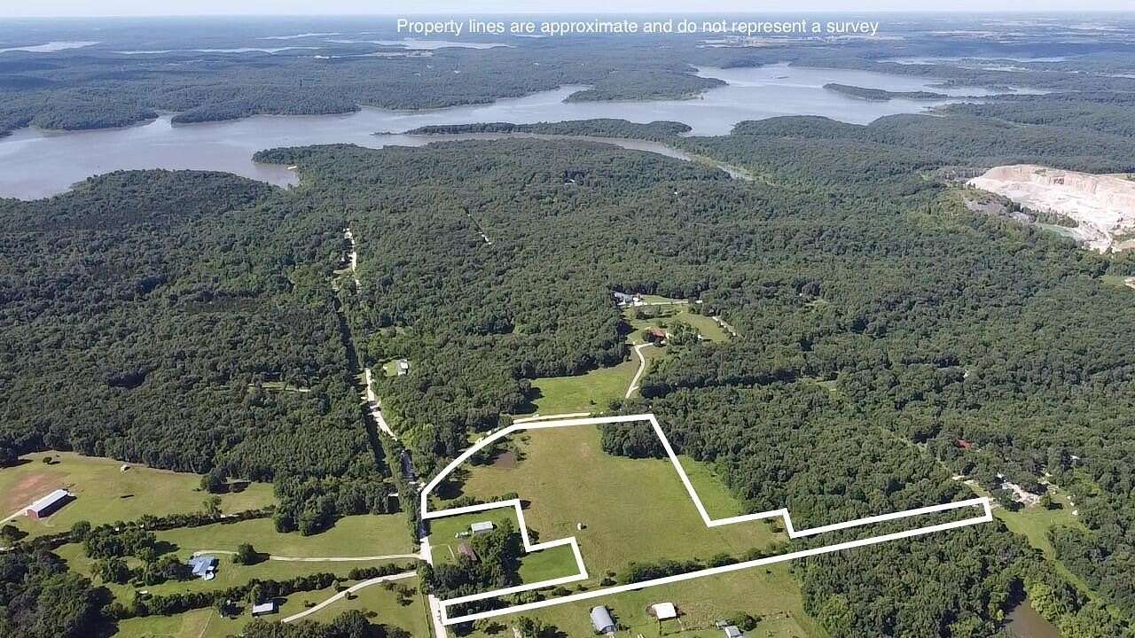 9.9 Acres of Land for Sale in Clinton, Missouri