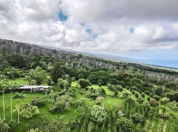 9.9 Acres of Land with Home for Sale in Captain Cook, Hawaii