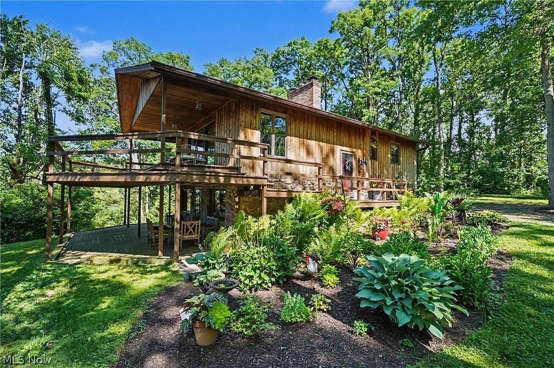 2.2 Acres of Land with Home for Sale in Akron, Ohio