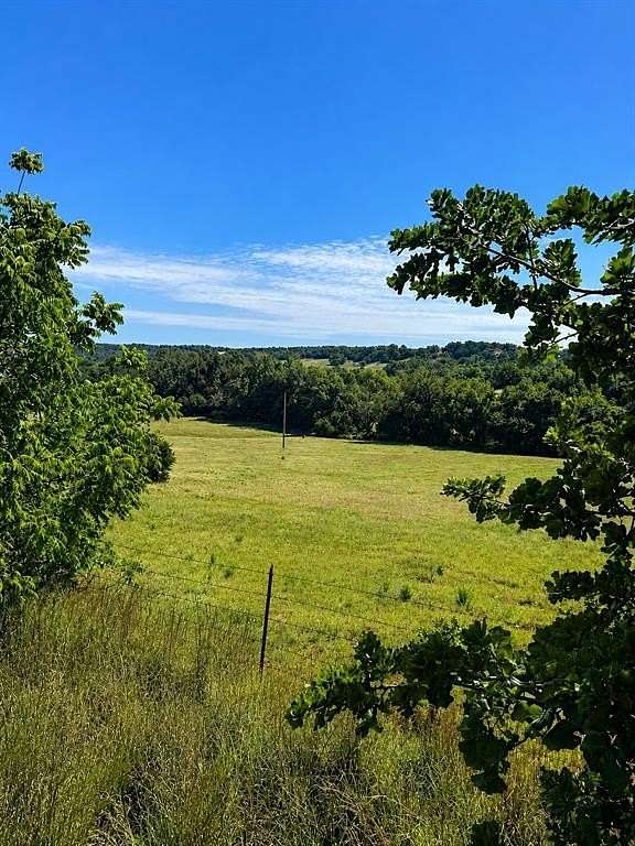 8 Acres of Residential Land for Sale in Gracemont, Oklahoma