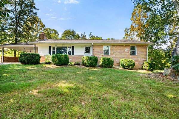 1.6 Acres of Land with Home for Sale in Corbin, Kentucky