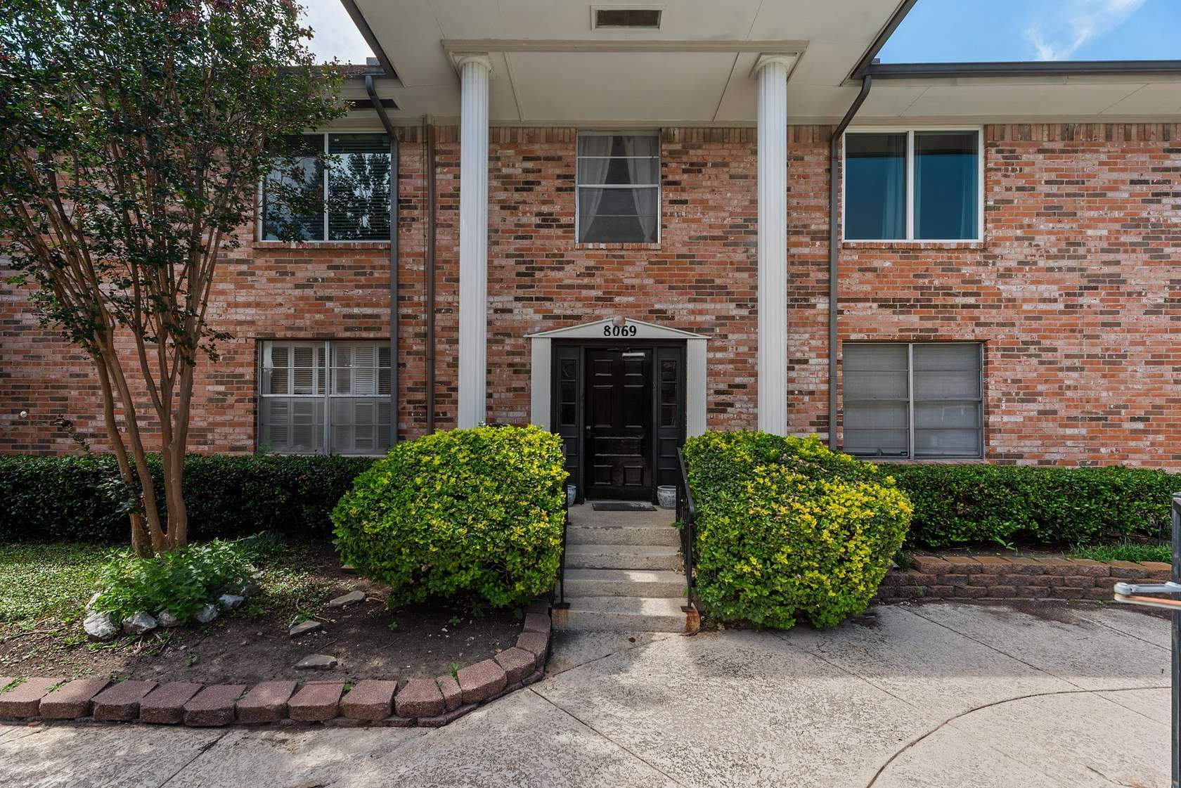 3.33 Acres of Land with Home for Sale in Dallas, Texas