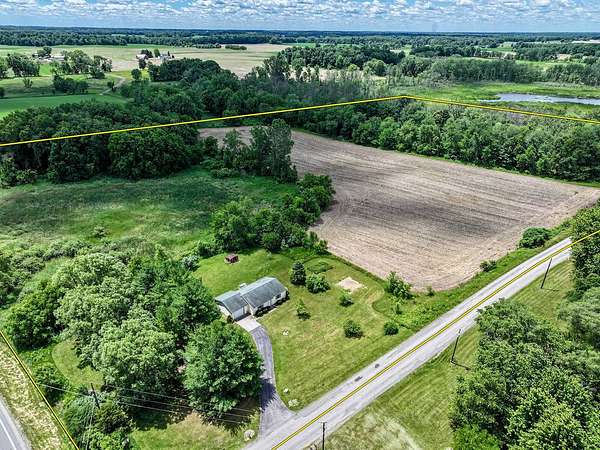 17.3 Acres of Land with Home for Auction in Kendallville, Indiana