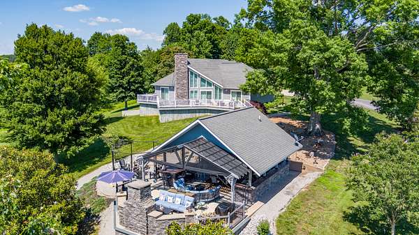 8.14 Acres of Land with Home for Sale in Albany, Kentucky