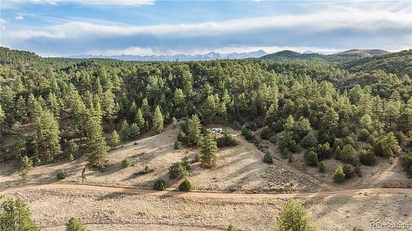 5.4 Acres of Land for Sale in Cotopaxi, Colorado