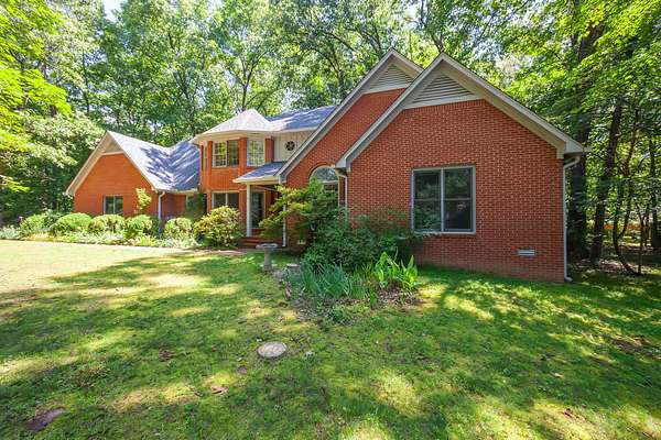 1.53 Acres of Land with Home for Sale in Jackson, Tennessee