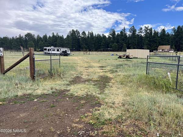 0.99 Acres of Residential Land for Sale in Flagstaff, Arizona