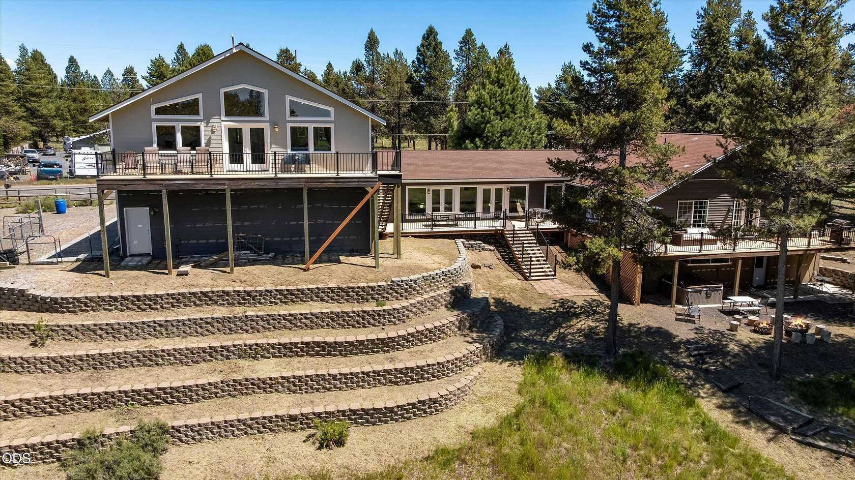 2.73 Acres of Land with Home for Sale in La Pine, Oregon
