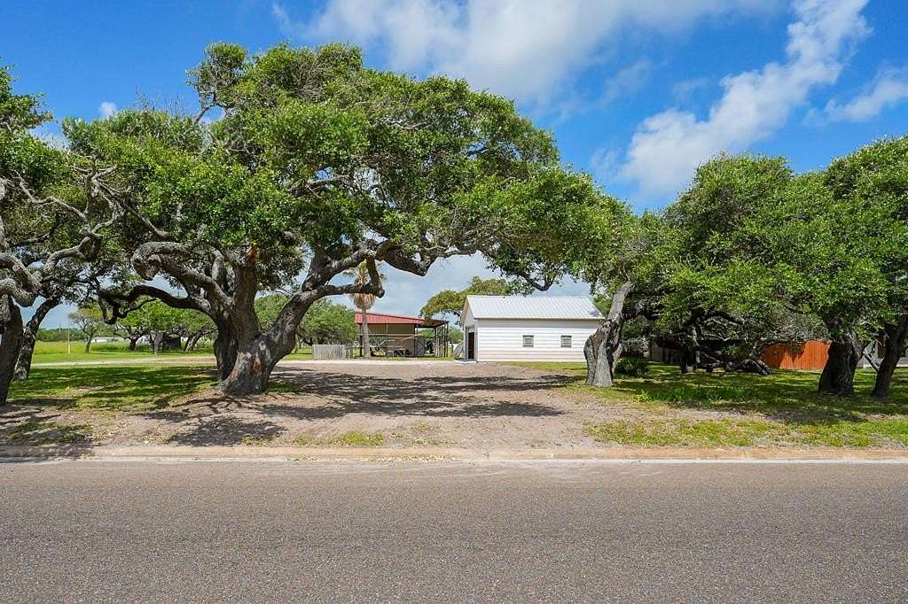 4.4 Acres of Residential Land for Sale in Rockport, Texas