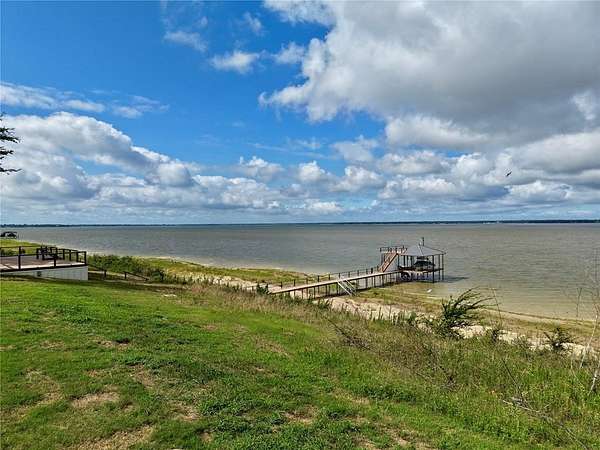 0.52 Acres of Residential Land for Sale in Kemp, Texas