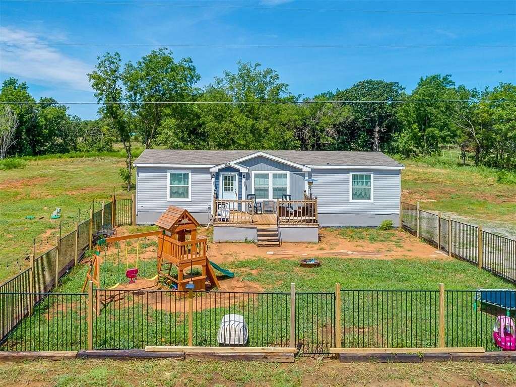 4 Acres of Land with Home for Sale in Chandler, Oklahoma