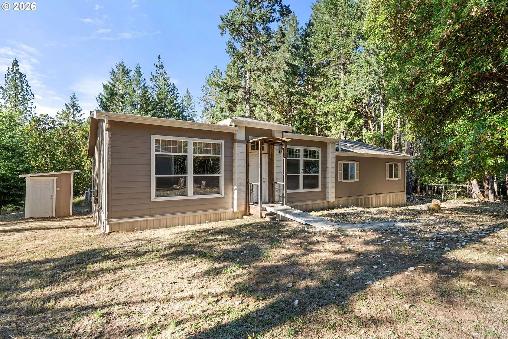 5.22 Acres of Land with Home for Sale in Grants Pass, Oregon