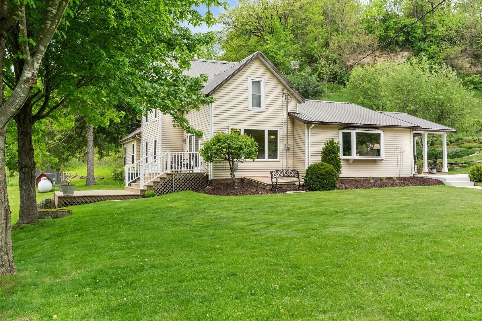 18.8 Acres of Land with Home for Sale in Spring Green, Wisconsin