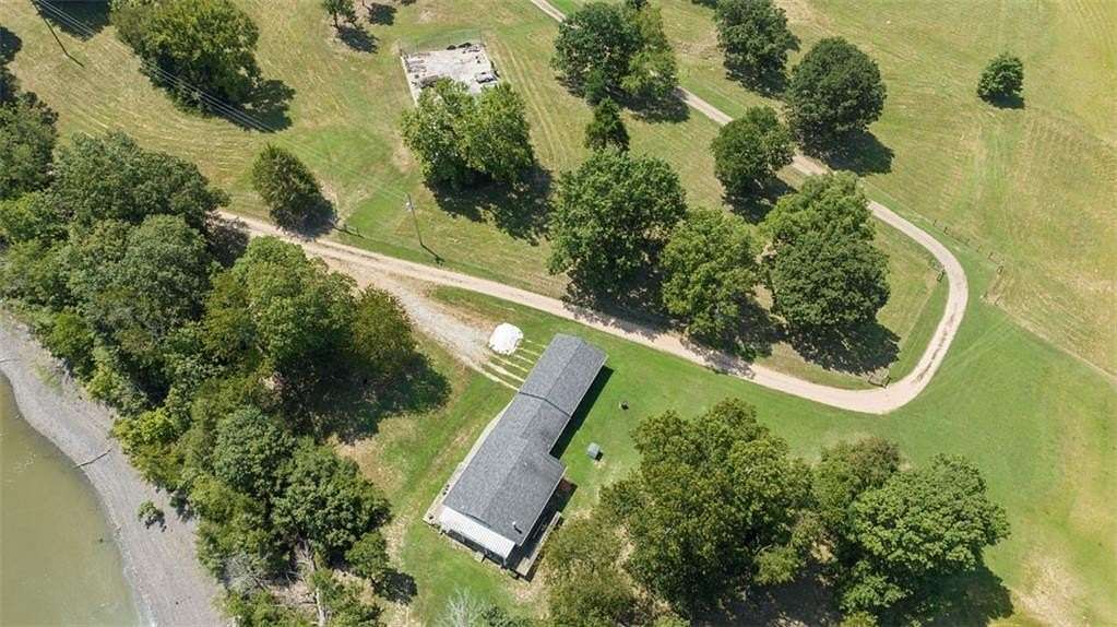 31 Acres of Recreational Land for Sale in Hindsville, Arkansas