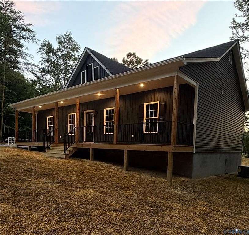 2 Acres of Land with Home for Sale in Amelia Court House, Virginia