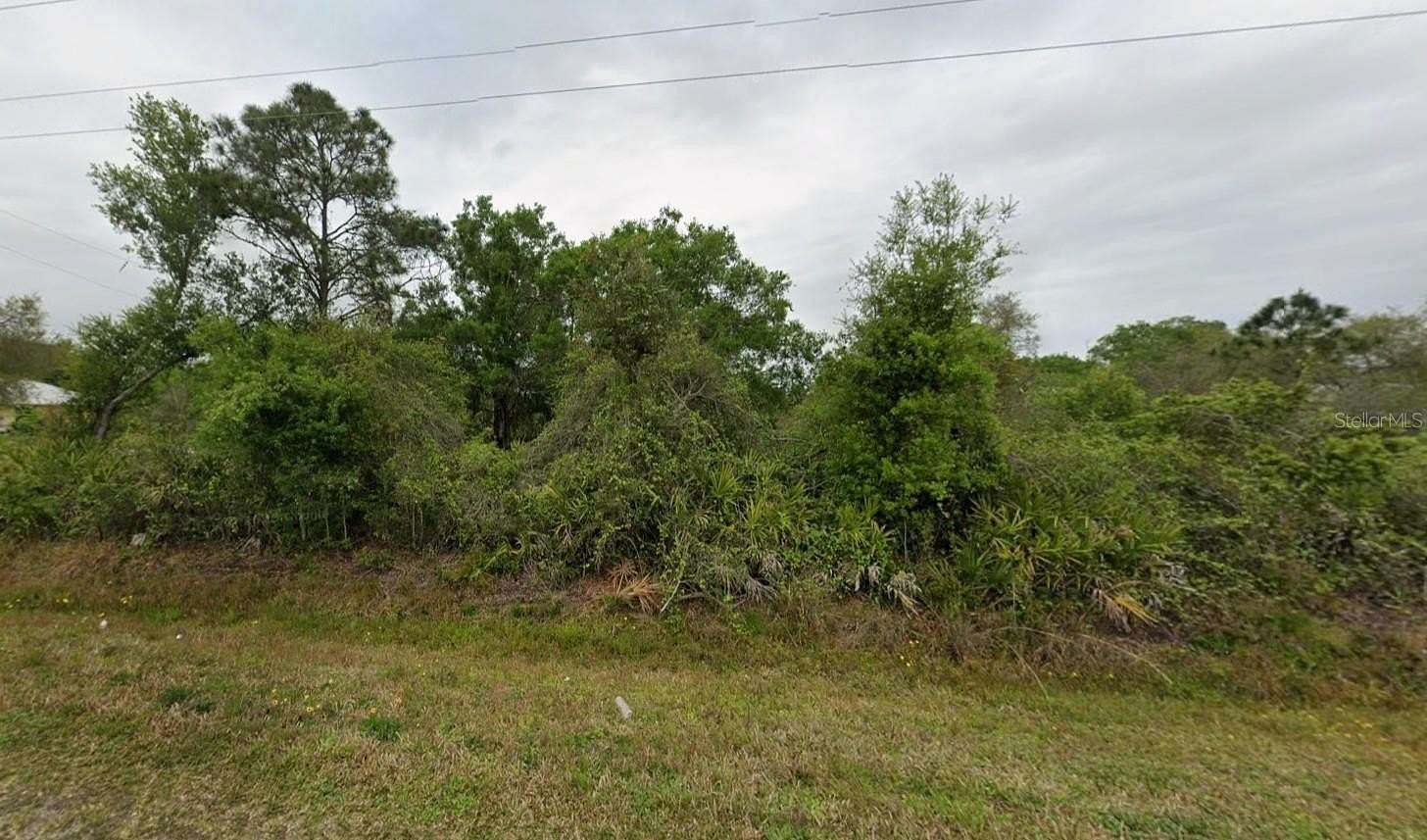 0.42 Acres of Residential Land for Sale in Okeechobee, Florida