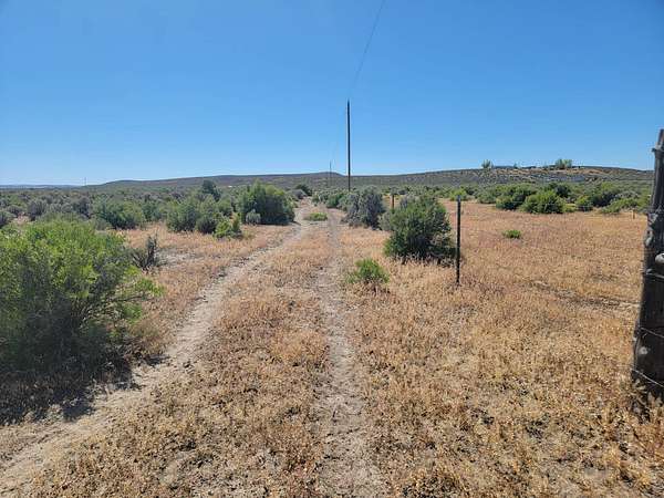 40 Acres of Recreational & Residential Land for Sale in Burns, Oregon