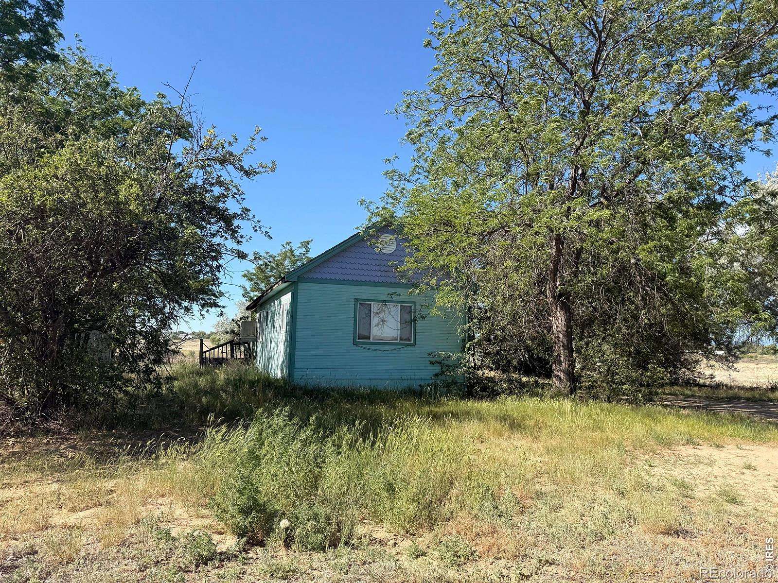 5.8 Acres of Land with Home for Sale in Longmont, Colorado