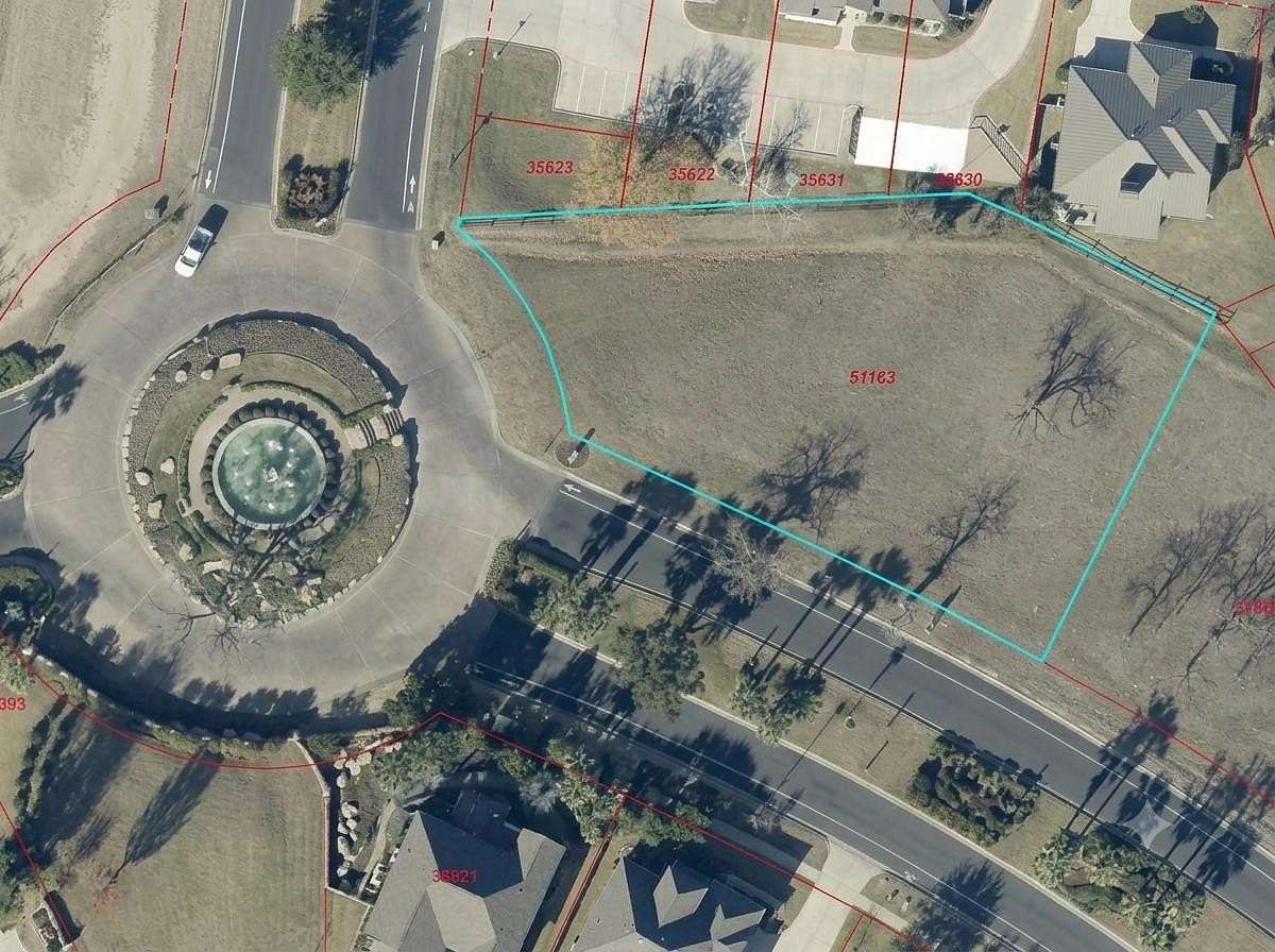 0.5 Acres of Commercial Land for Sale in Horseshoe Bay, Texas