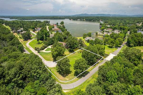 1.26 Acres of Residential Land for Sale in Hot Springs, Arkansas