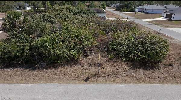 0.25 Acres of Residential Land for Sale in Lehigh Acres, Florida