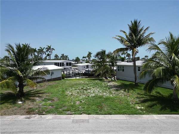 0.11 Acres of Residential Land for Sale in Fort Myers Beach, Florida