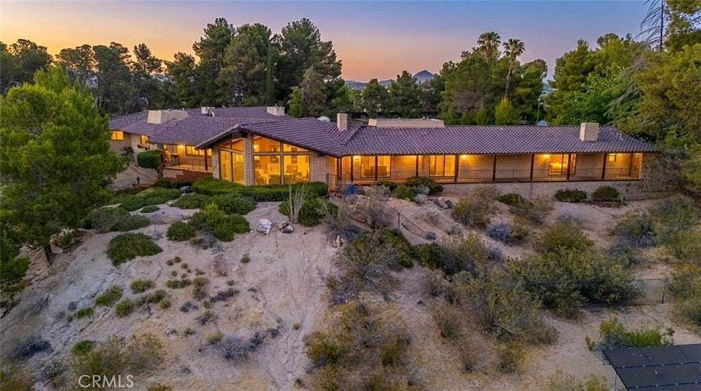 13.7 Acres of Land with Home for Sale in Apple Valley, California