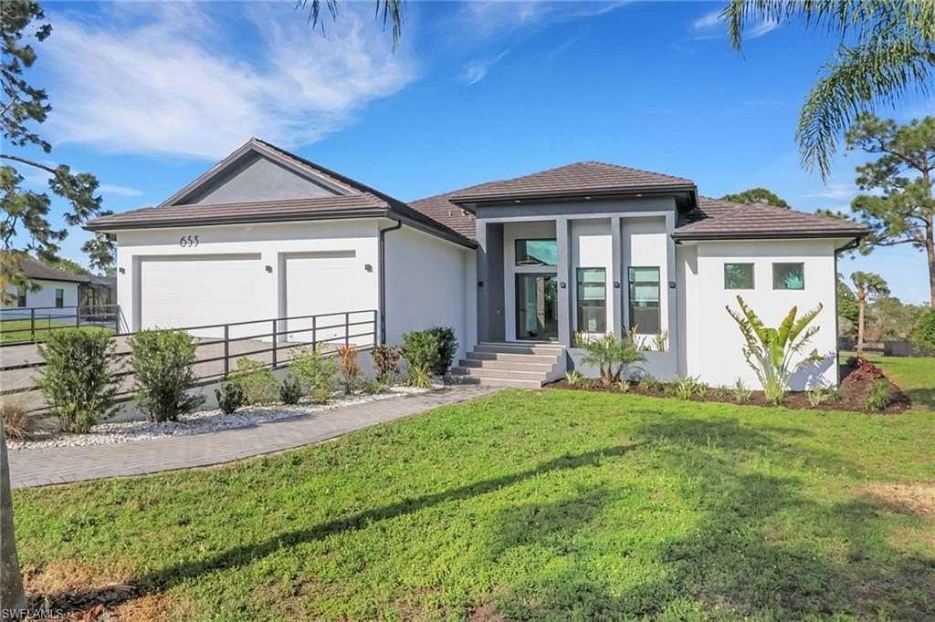 2.5 Acres of Land with Home for Lease in Naples, Florida