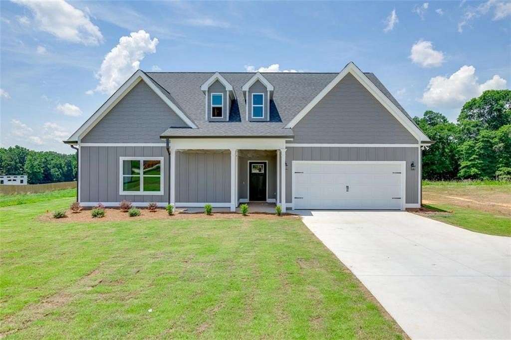 2.19 Acres of Land with Home for Sale in Hartwell, Georgia