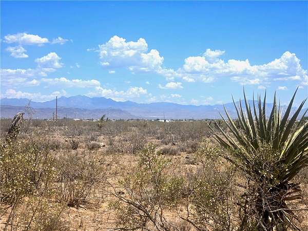 2.22 Acres of Residential Land for Sale in Golden Valley, Arizona