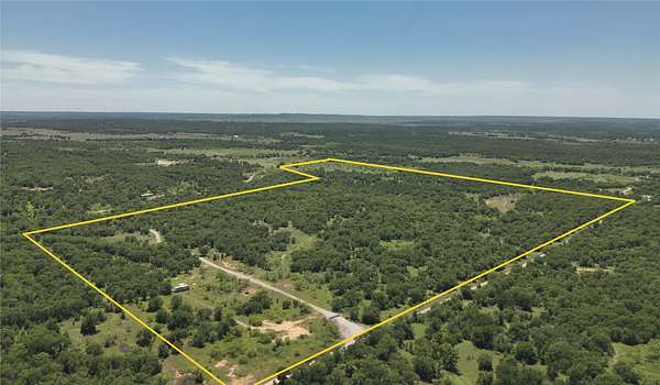 100 Acres of Land for Sale in Jacksboro, Texas