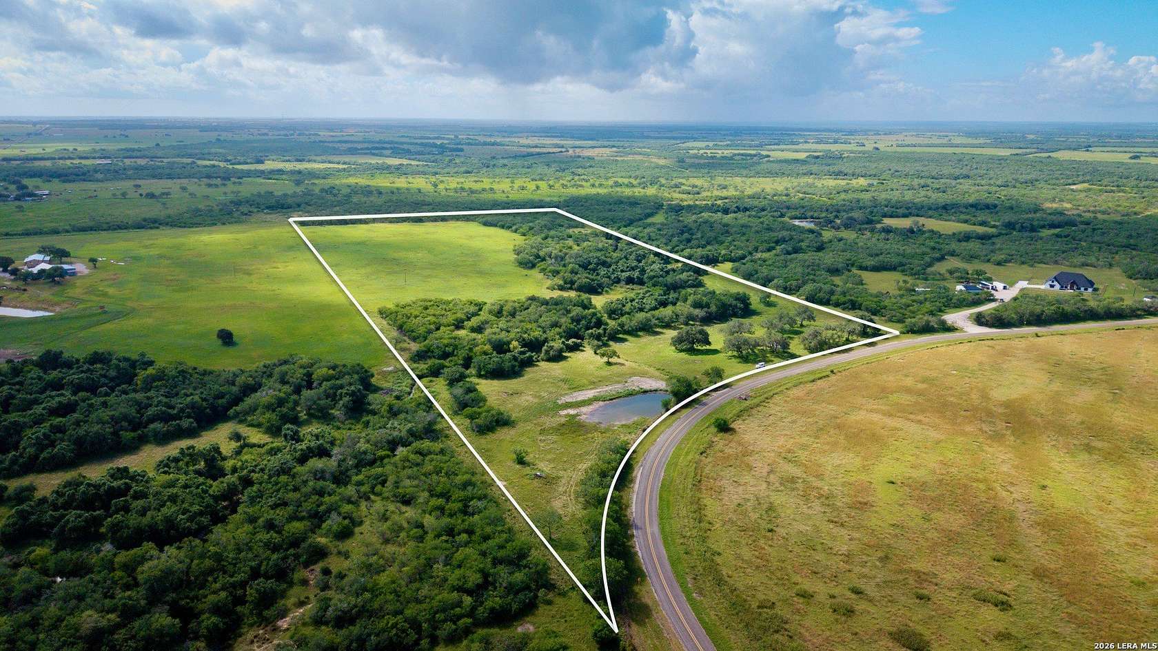43 Acres of Land for Sale in Runge, Texas