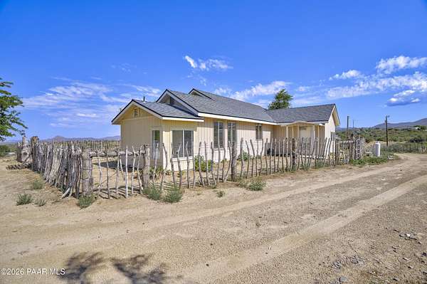 2.1 Acres of Land with Home for Sale in Kirkland, Arizona