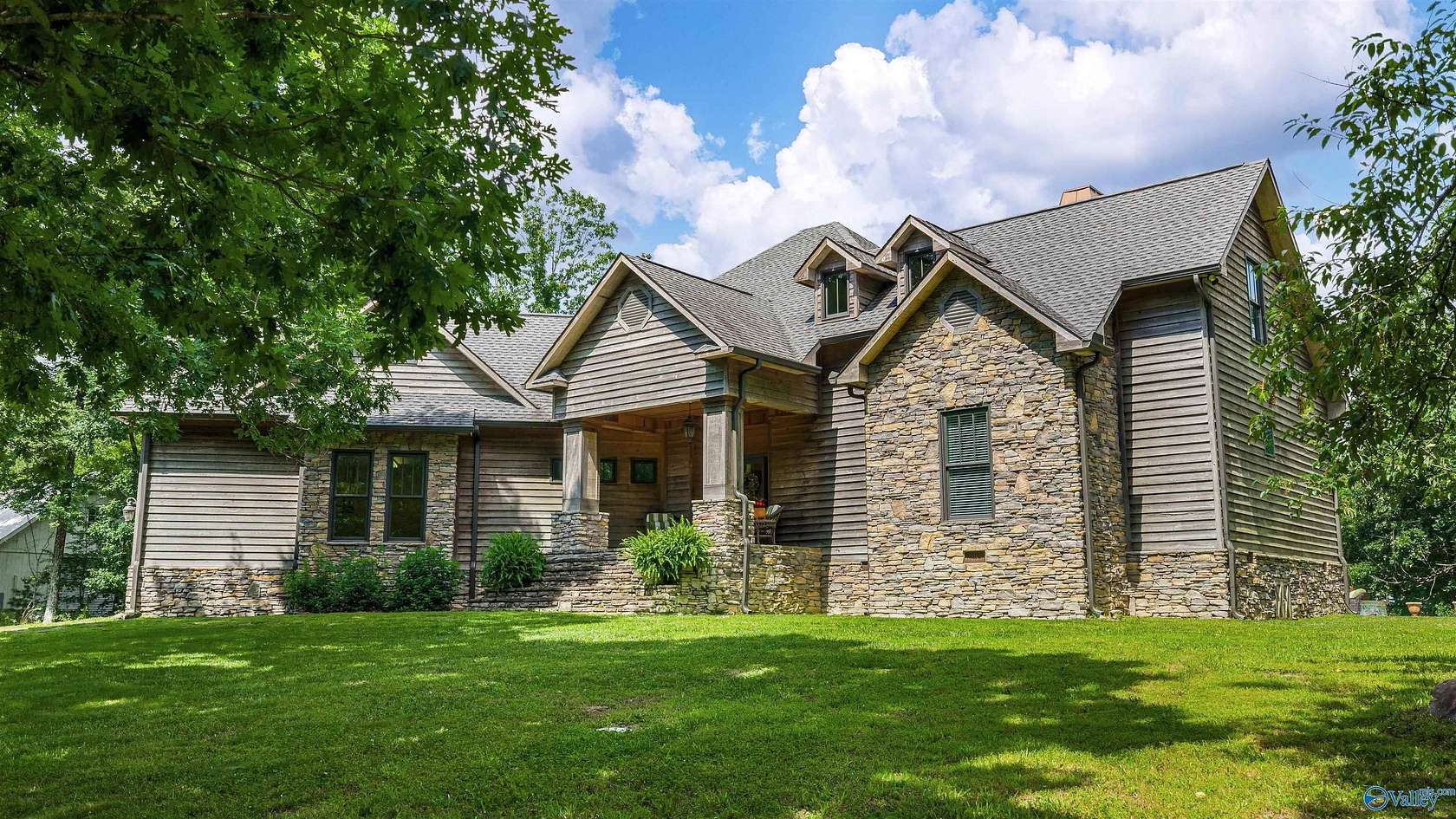 16 Acres of Land with Home for Sale in Mentone, Alabama