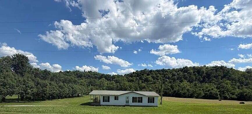 5 Acres of Land with Home for Sale in Nicholasville, Kentucky
