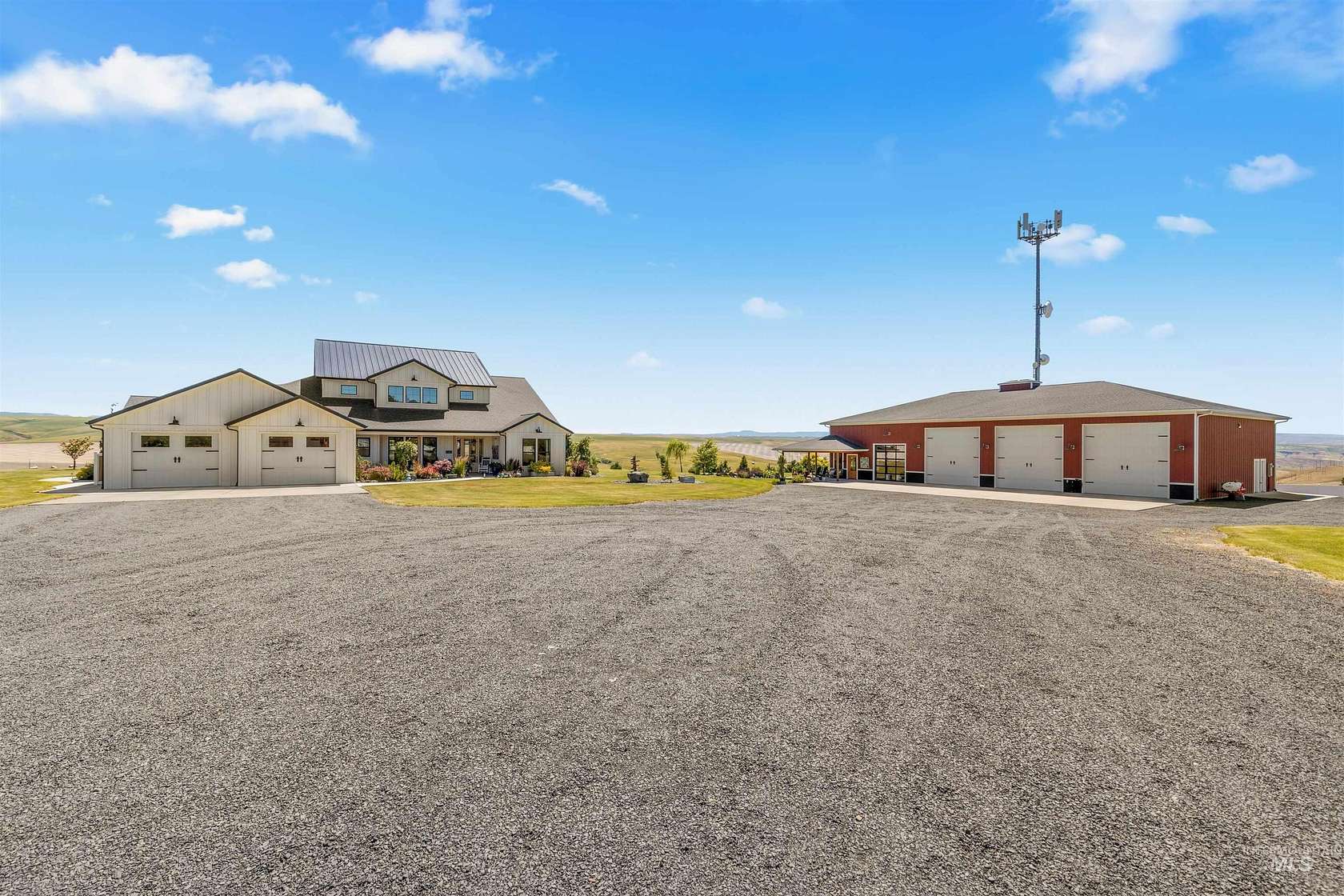 33 Acres of Land with Home for Sale in Lewiston, Idaho